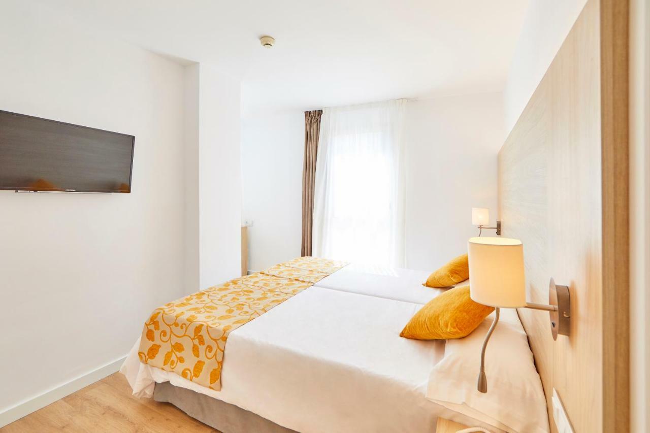 Hotel Ilusion Moreyo - Adults Only Cala Bona  Exterior photo