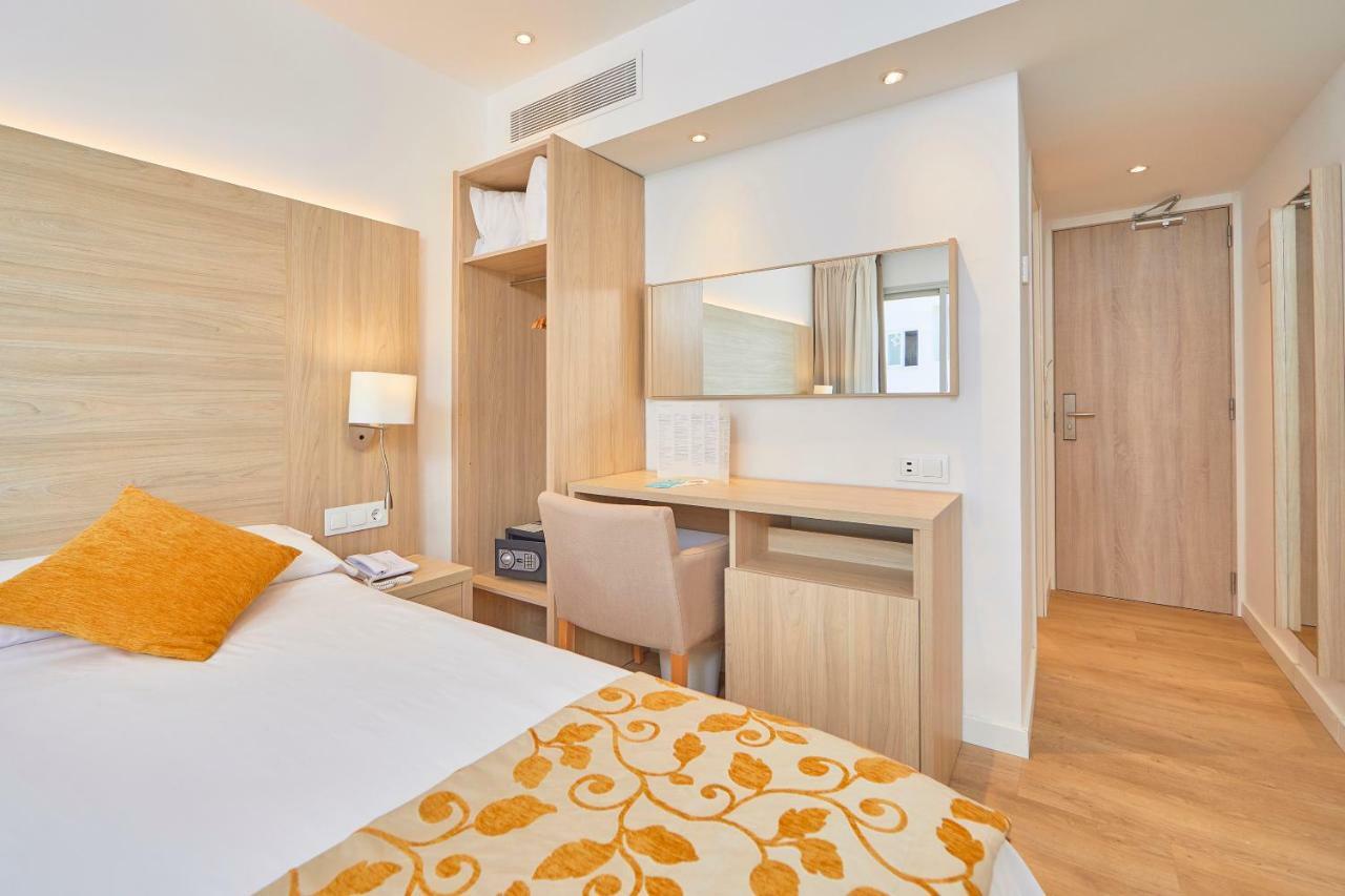 Hotel Ilusion Moreyo - Adults Only Cala Bona  Exterior photo