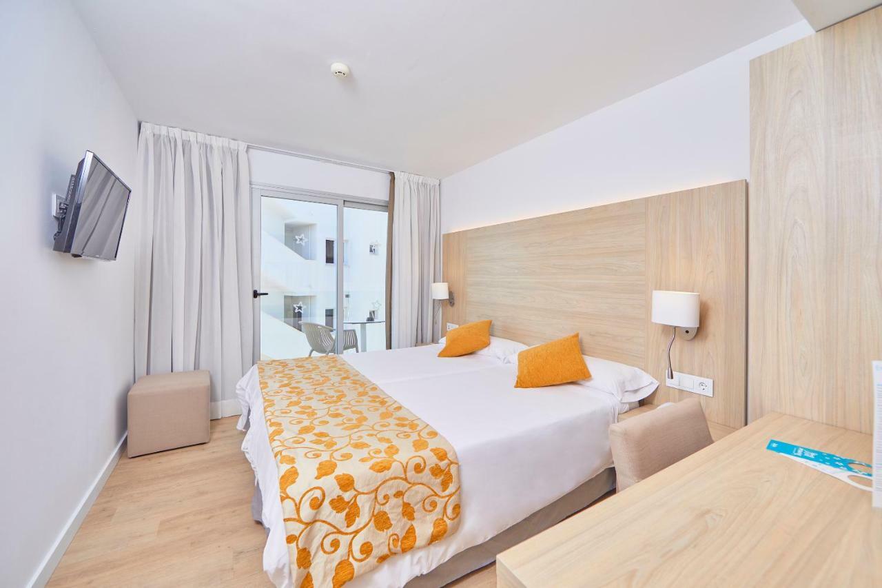Hotel Ilusion Moreyo - Adults Only Cala Bona  Exterior photo