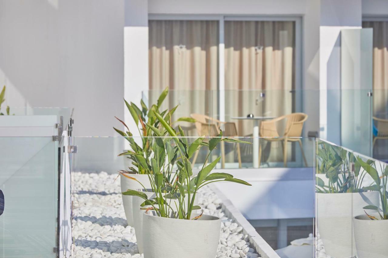 Hotel Ilusion Moreyo - Adults Only Cala Bona  Exterior photo